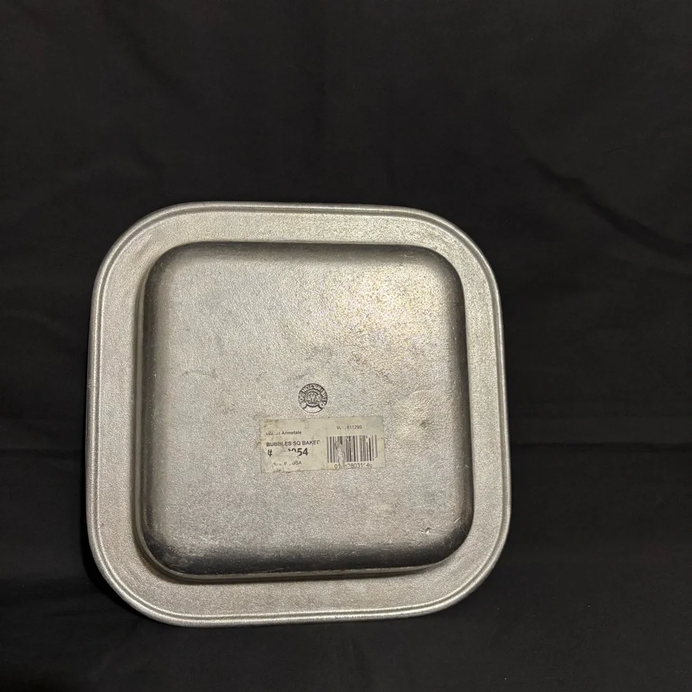 Wilton Armetale Decorative Square Metal Bowl in Pewter Tone Bubble String Design